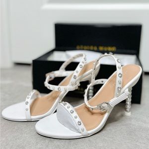 New azalea wang white heels size 7